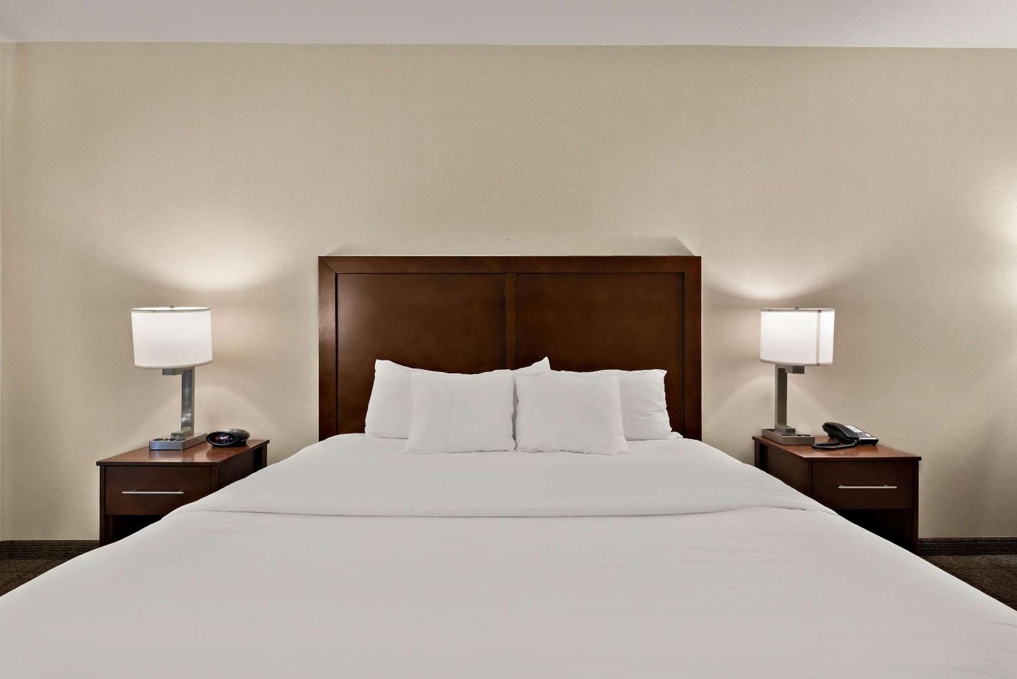 Comfort Inn & Suites Airport Convention Center Reno Luaran gambar