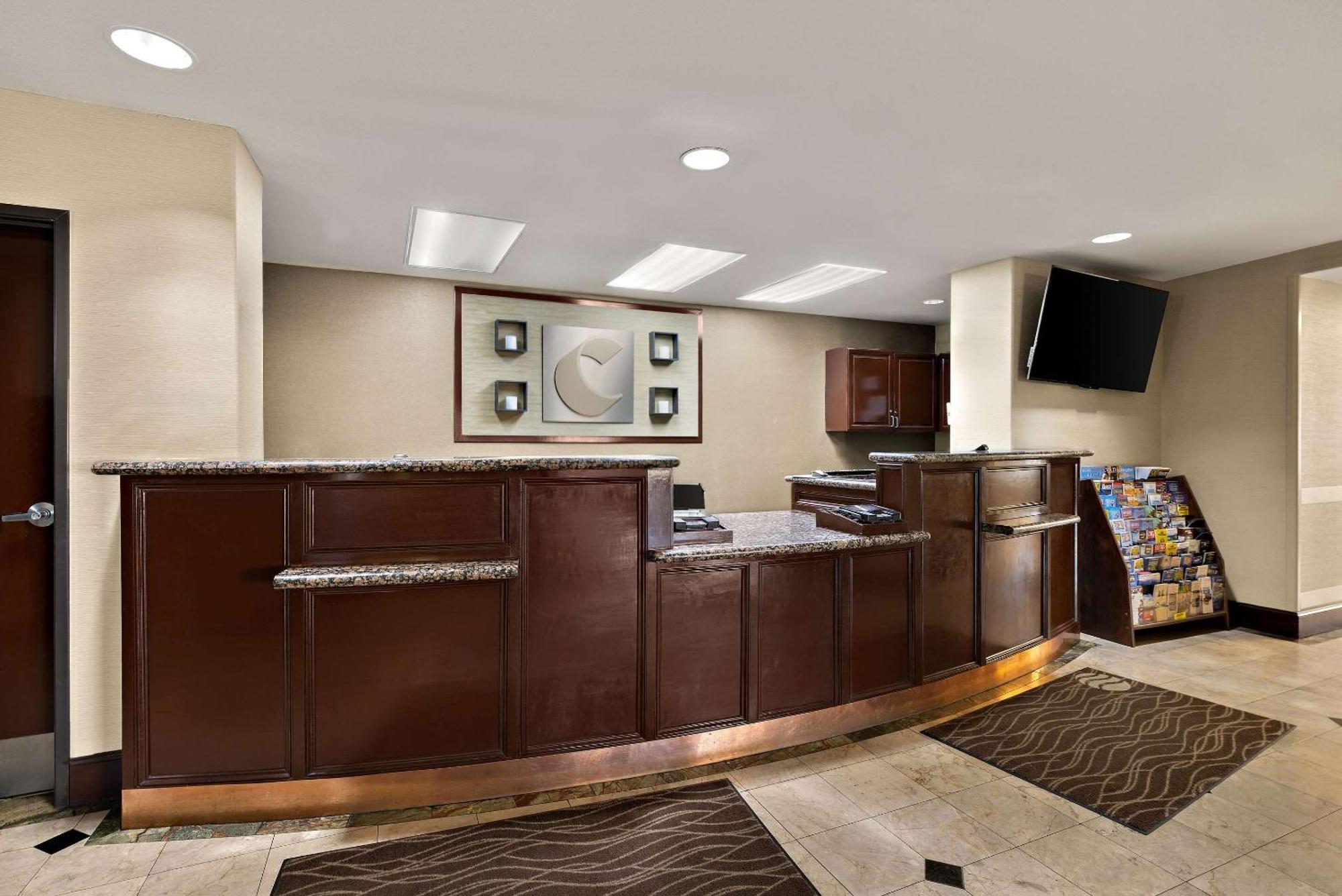 Comfort Inn & Suites Airport Convention Center Reno Luaran gambar