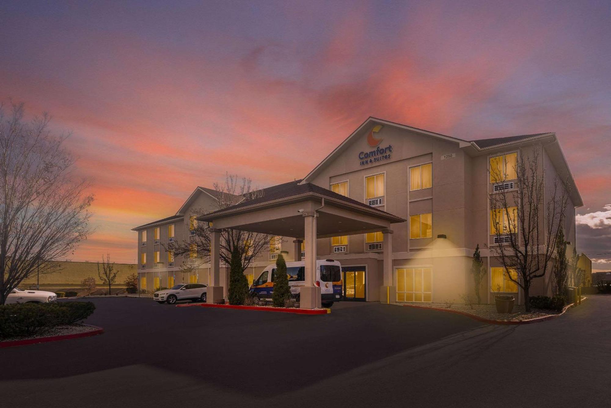 Comfort Inn & Suites Airport Convention Center Reno Luaran gambar