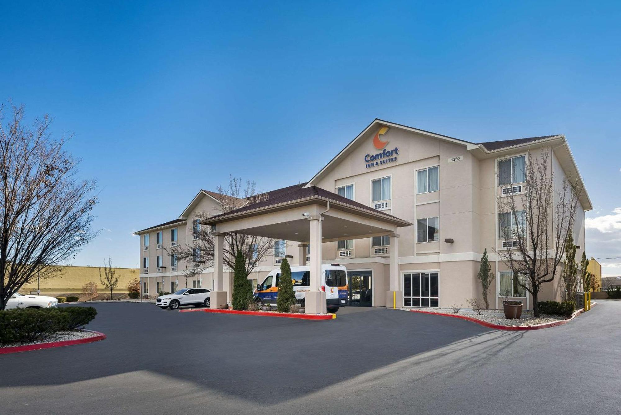 Comfort Inn & Suites Airport Convention Center Reno Luaran gambar